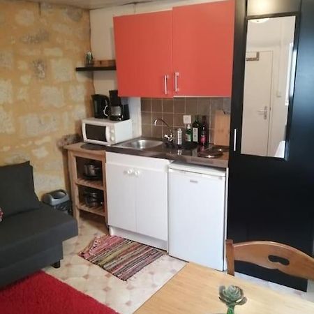Appartement Petit Studio Au Coeur D'Uzès Extérieur photo