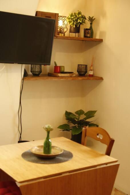 Appartement Petit Studio Au Coeur D'Uzès Extérieur photo